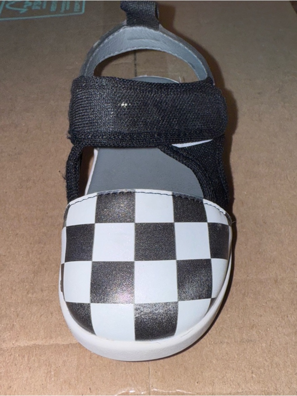 ikiki toddler size 8 shoes unisex kids sandals beach summer pool shoesNEVER WORN